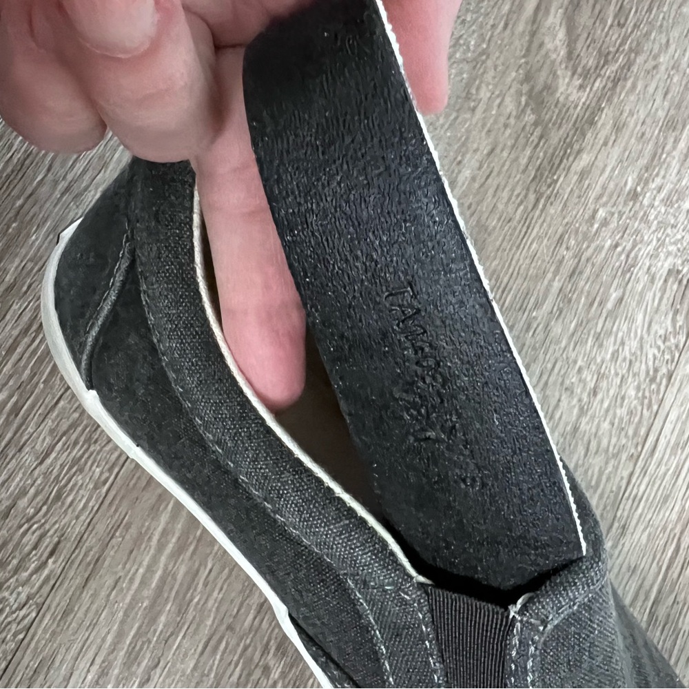 Taos Slip-On Canvas Shoes 8 - Picture 4 of 6